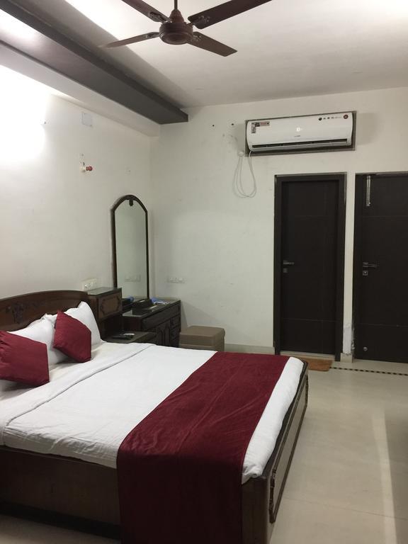 Belmont Puri Villa Exterior photo